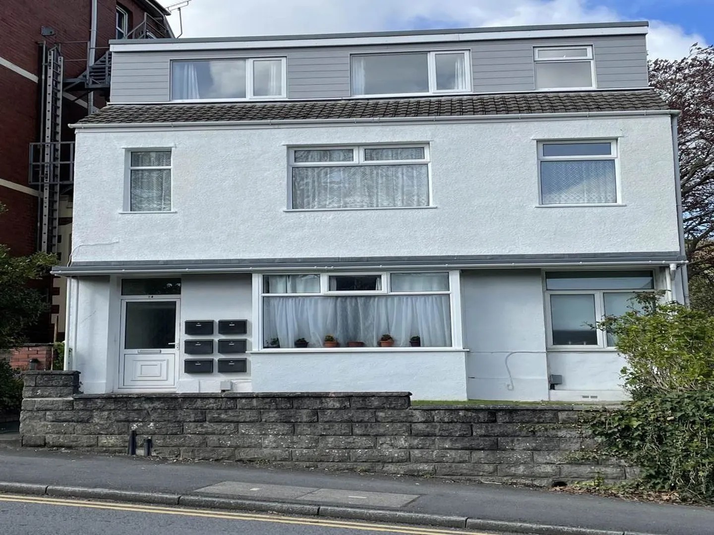 1-room-flat-of-31m2-in-swansea-6a17e1ddbcf2b