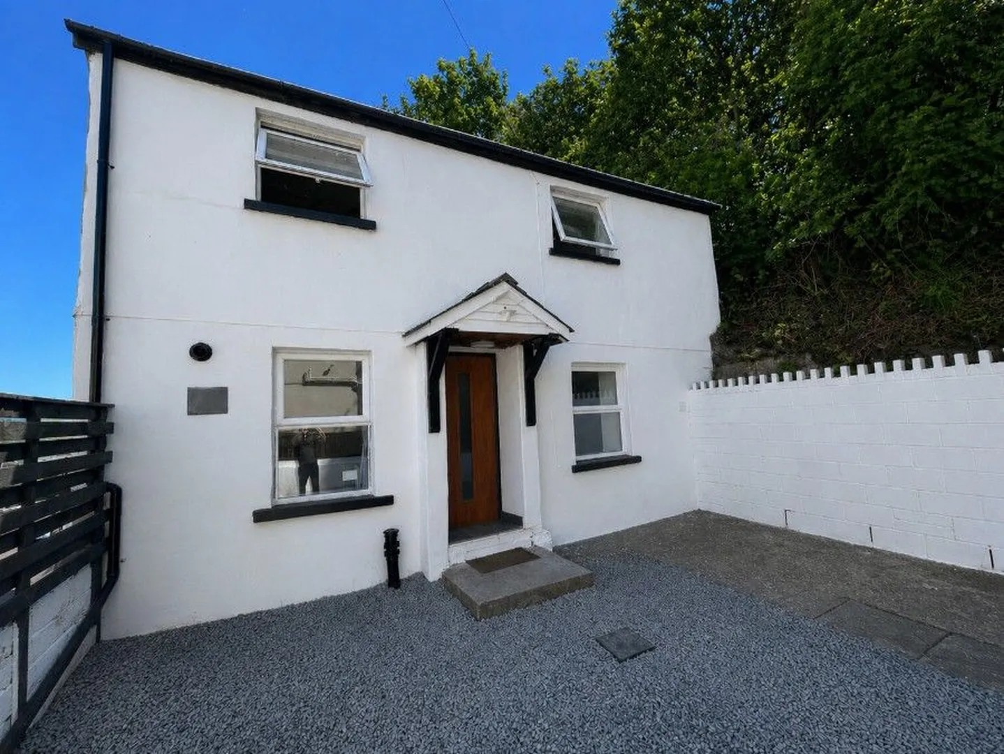 2-rooms-house-of-44m2-in-swansea-6a17e68db072d