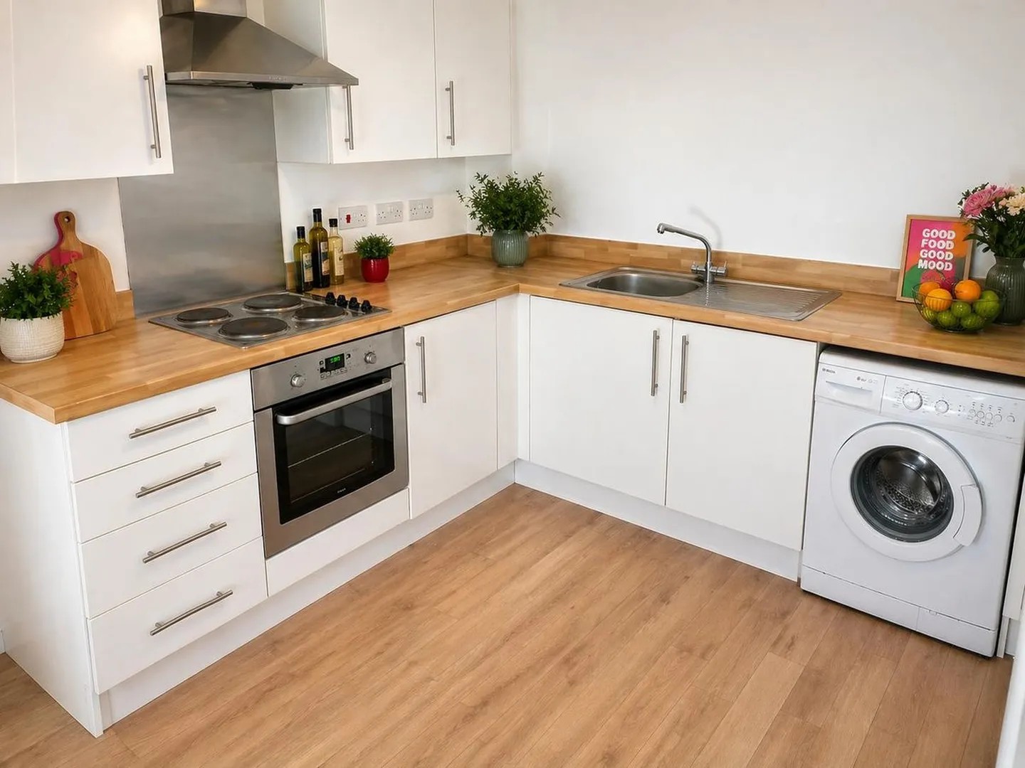 1-room-flat-of-3185m2-in-bristol-6a17df0e95faa