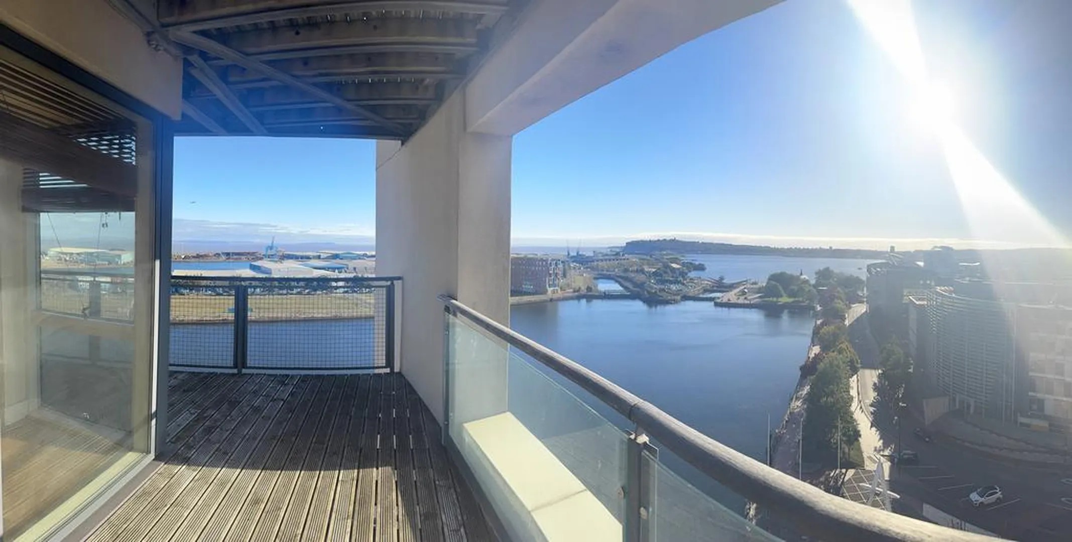 2-rooms-house-of-54m2-in-cardiff-6a17e50567ae4