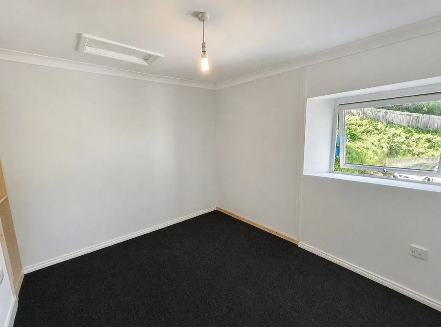 2-rooms-house-of-44m2-in-swansea-6a17e68db023c