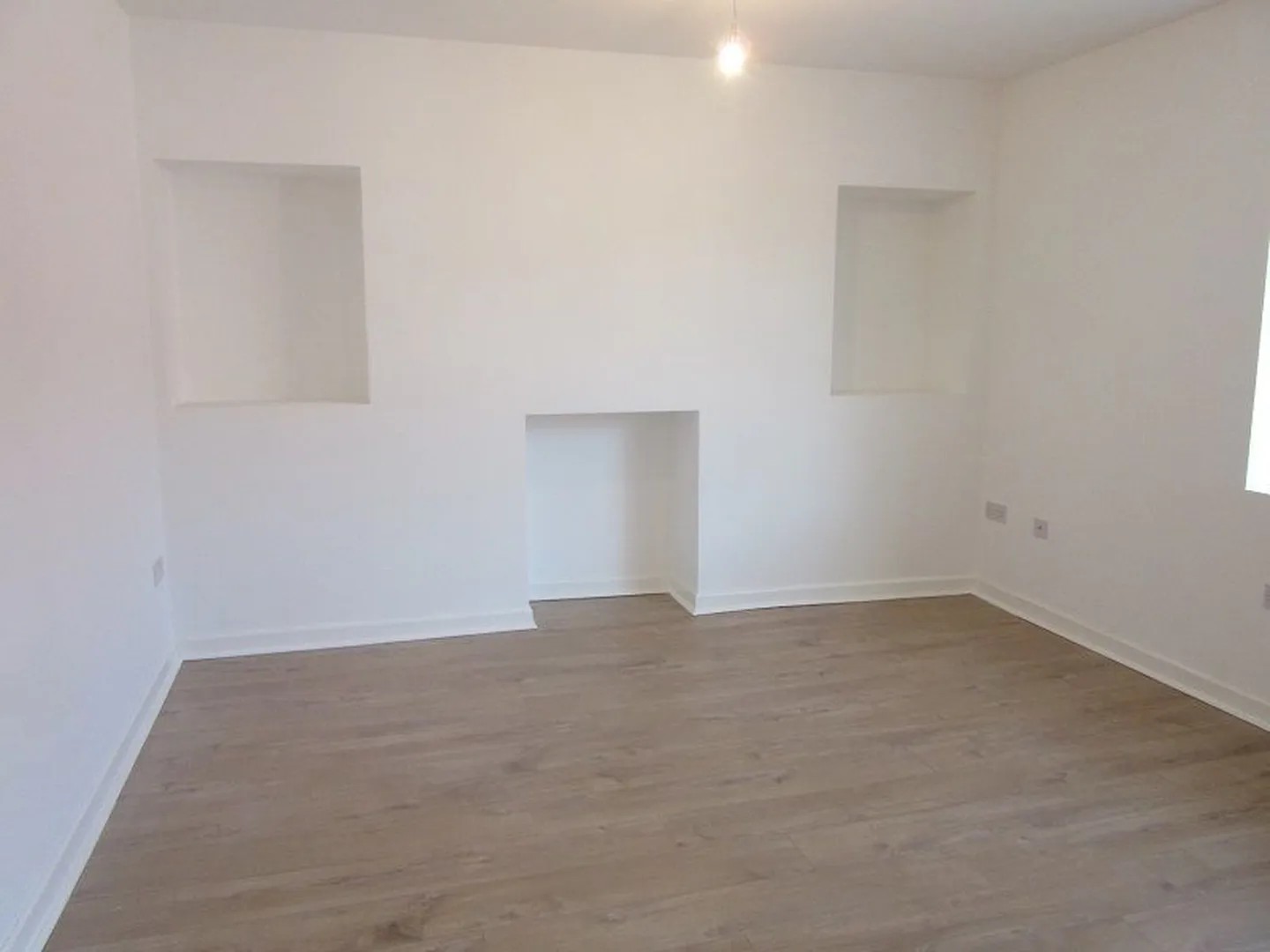 2-rooms-house-of-37m2-in-swansea-6a17e36471b15