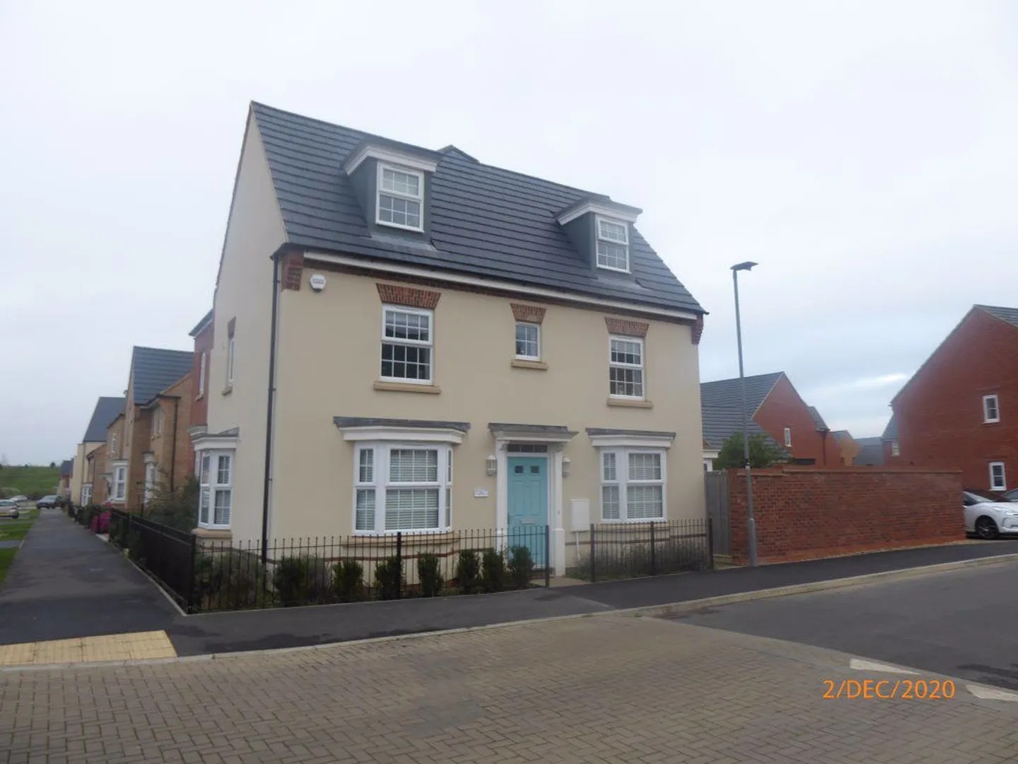 house-in-shaw-savill-way-brooklands-milton-keynes-mk10-7gl-6a17dd9b02c2c